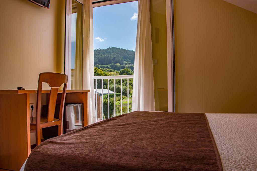 Hotel Restaurante Loureiro Буеу Екстериор снимка
